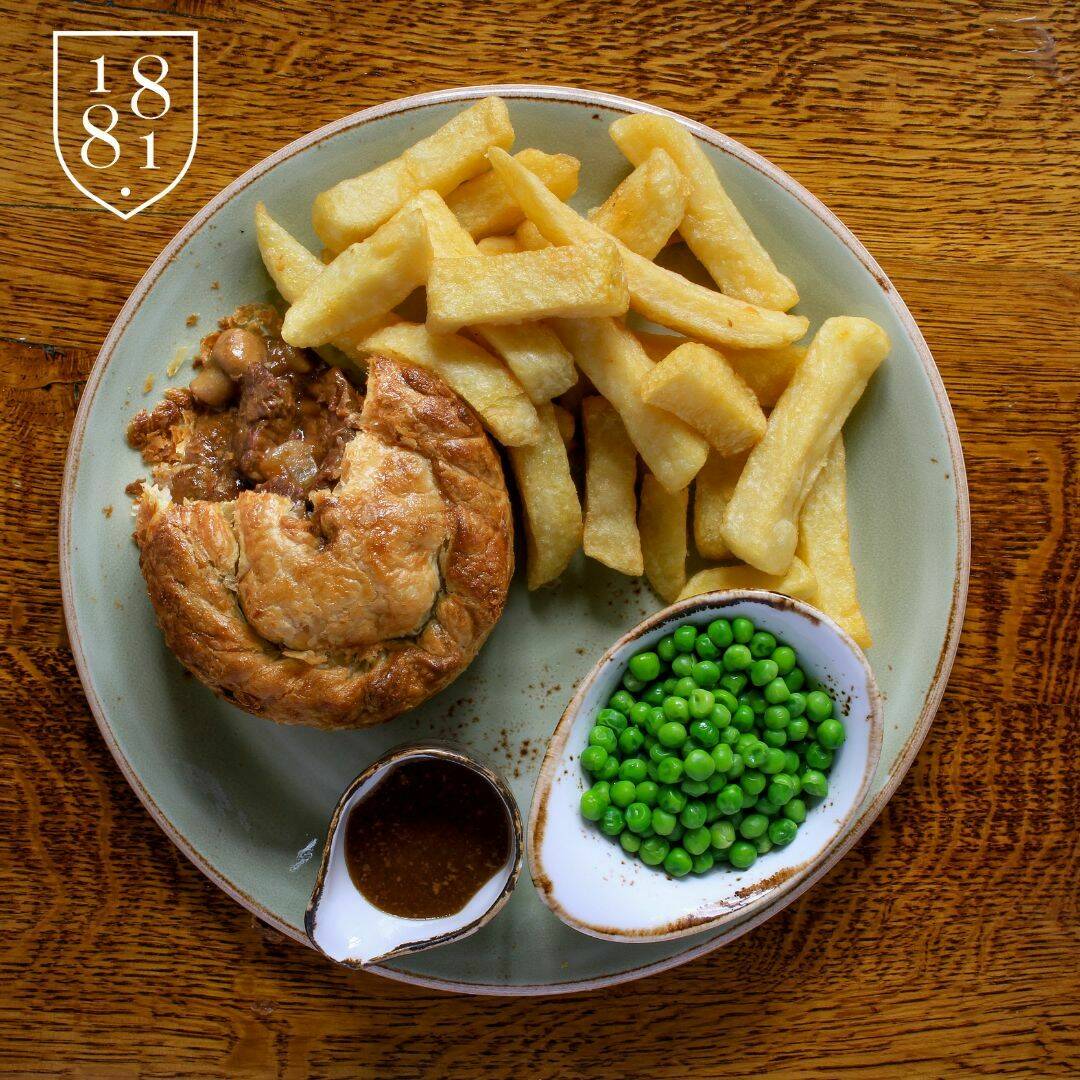 Pie Chips Hockey